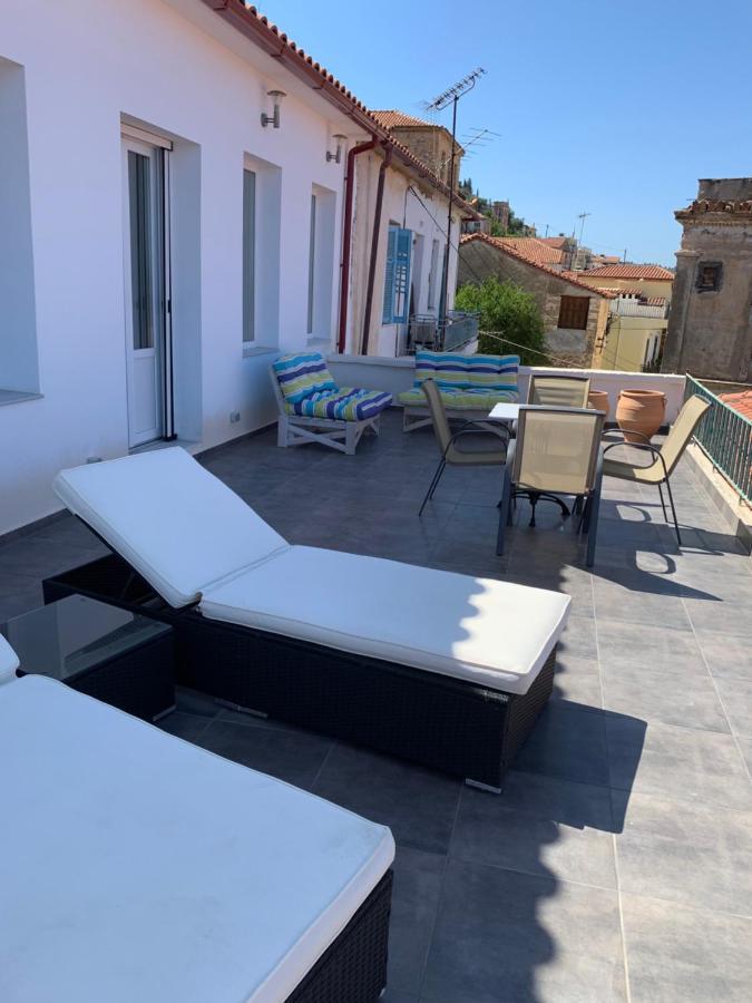 Casa Laryssiou Villa Gytheio Exteriör bild