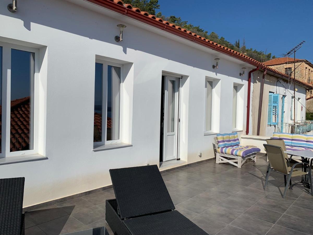Casa Laryssiou Villa Gytheio Exteriör bild